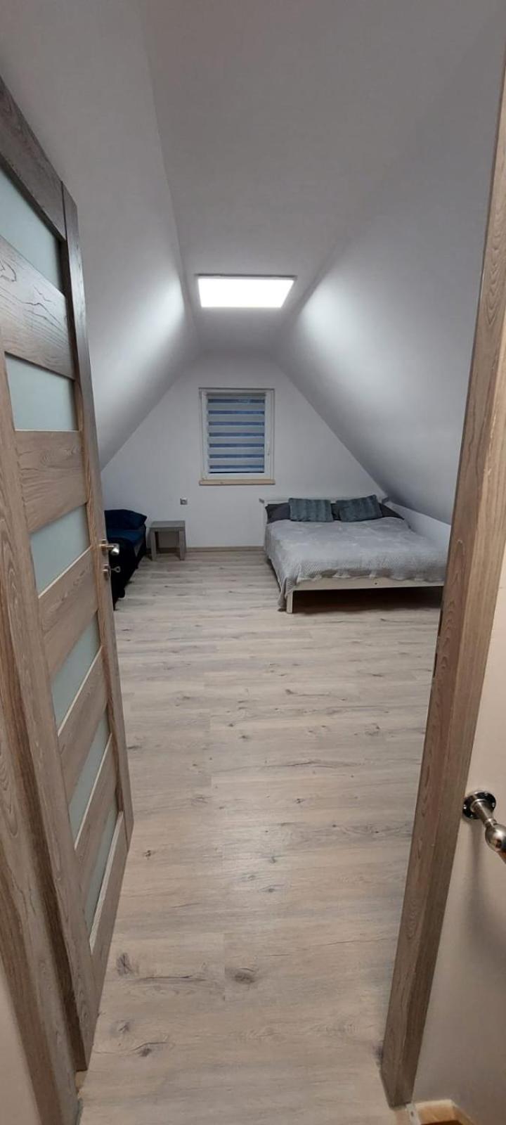 Domki Brzezowka Nad Stawami Kłodzko Rum bild