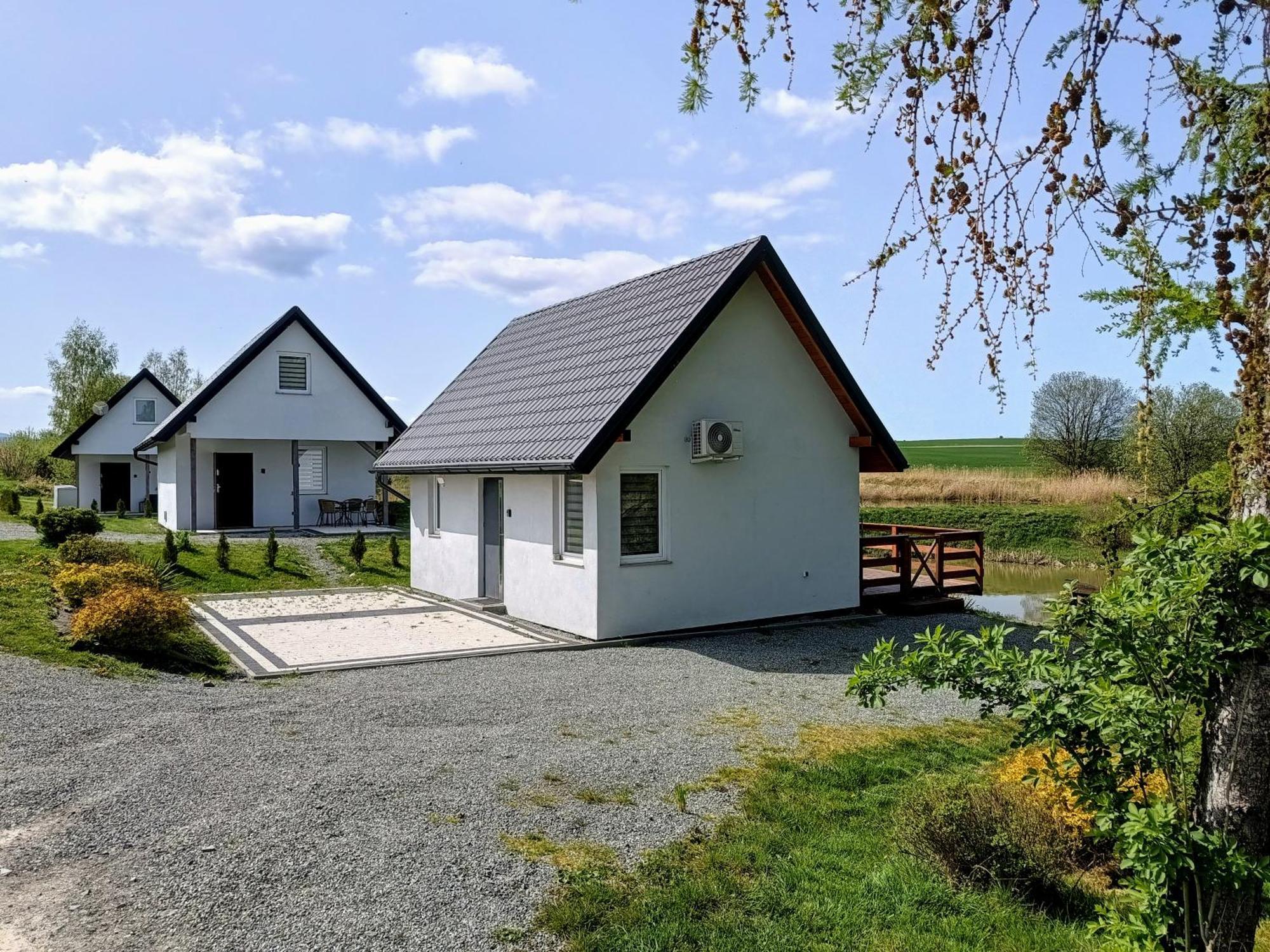Domki Brzezowka Nad Stawami Kłodzko Exteriör bild